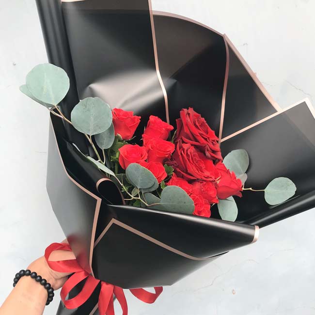 naomi-red-romance-2